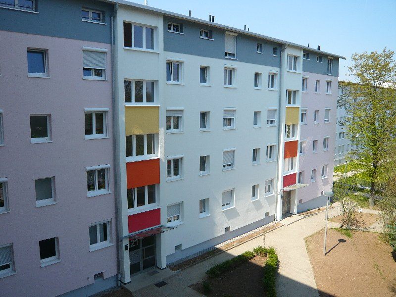 Günstige 2 Zimmer Wohnung in Stuttgart-Giebel, Mittenfeldstraße 123, 70499 Stuttgart